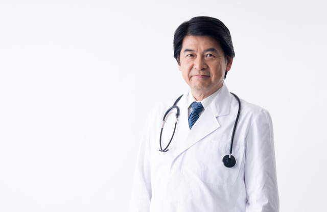 年配の医者
