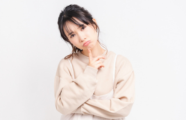 困っている女性